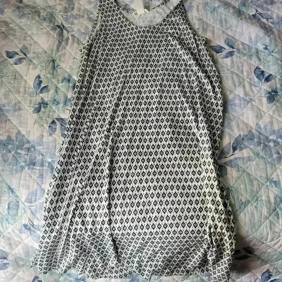 H&M size small flowy dress - Picture 1 of 3